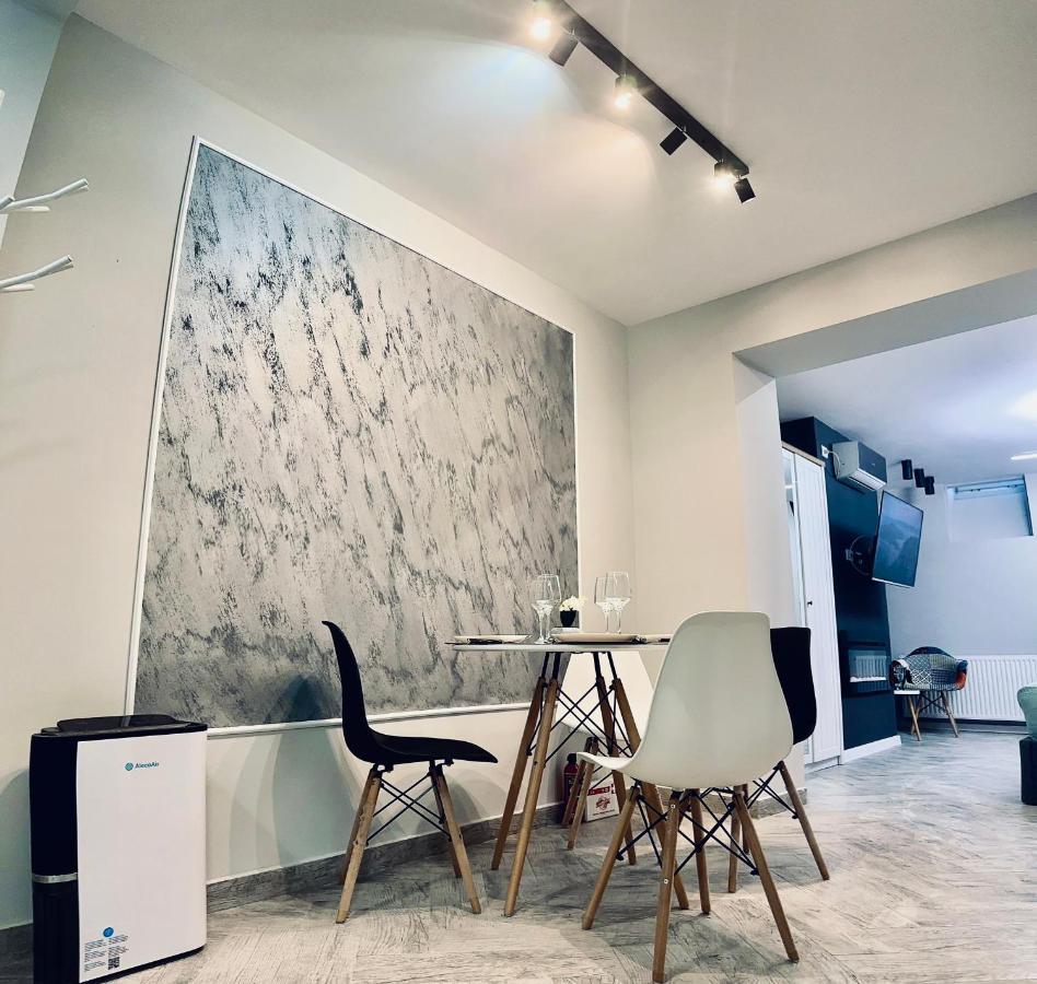 Apartment Ap 3 *