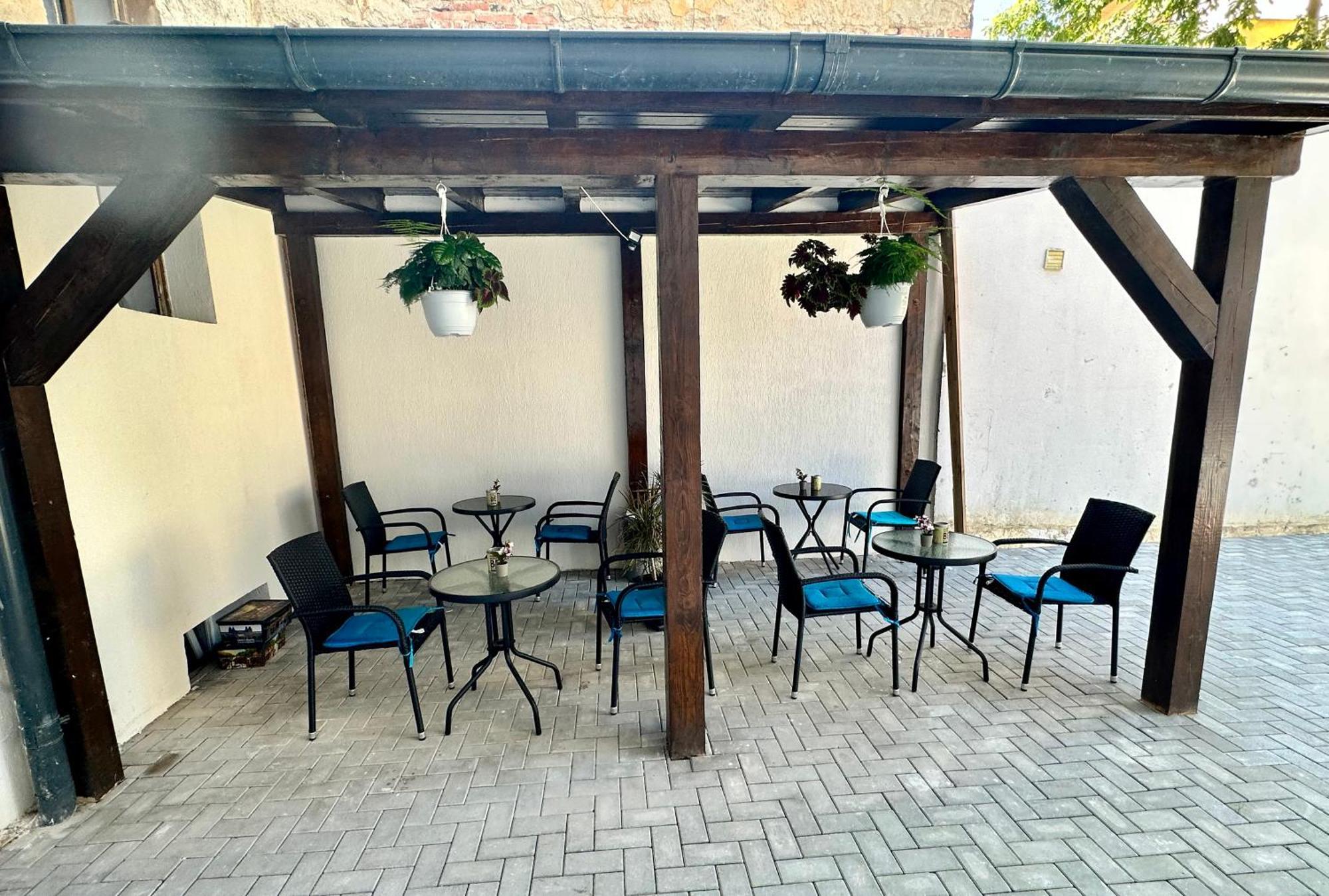 Apartment Ap 3 *